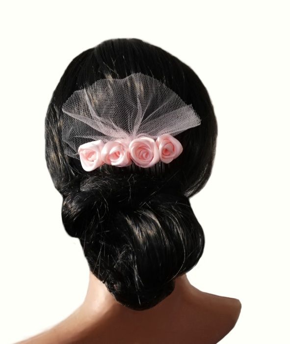 Stroik, ozdoba do włosów, różowe różyczki