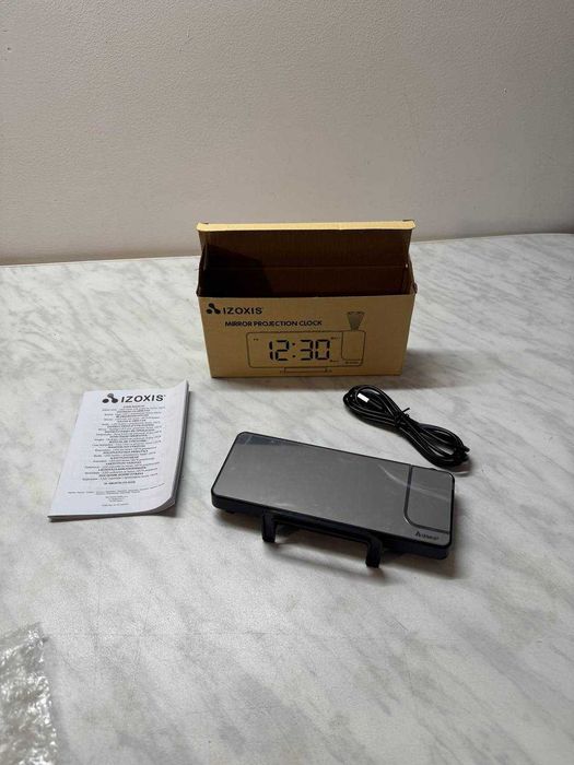 Cyfrowy Zegarek LED z Projekcją Czasu, Lustrzanym Panelem i