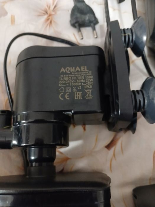 Продам фільтр для акваріума на 200 л акваріум на 10л  та тумбу під акваріум на 200л