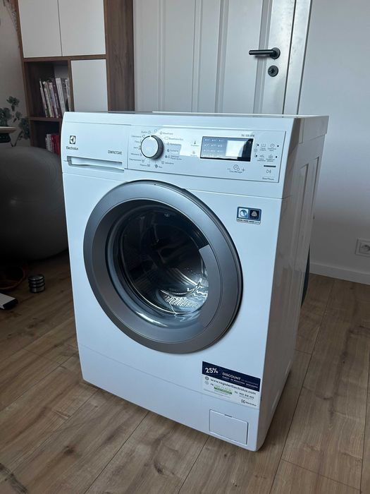 Pralka Electrolux CompactCare 7 kg / 1000 obr. – sprawna, zadbana