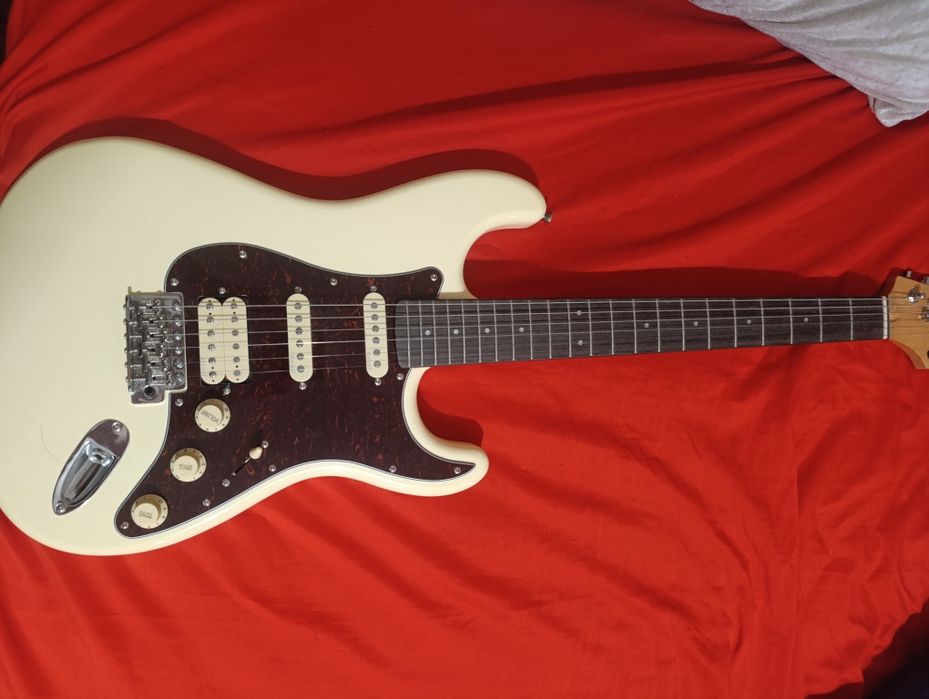 Guitarra elétrica e amplificador