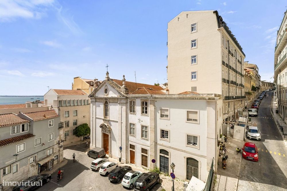 Apartamento T2 com vista, Castelo, Lisboa