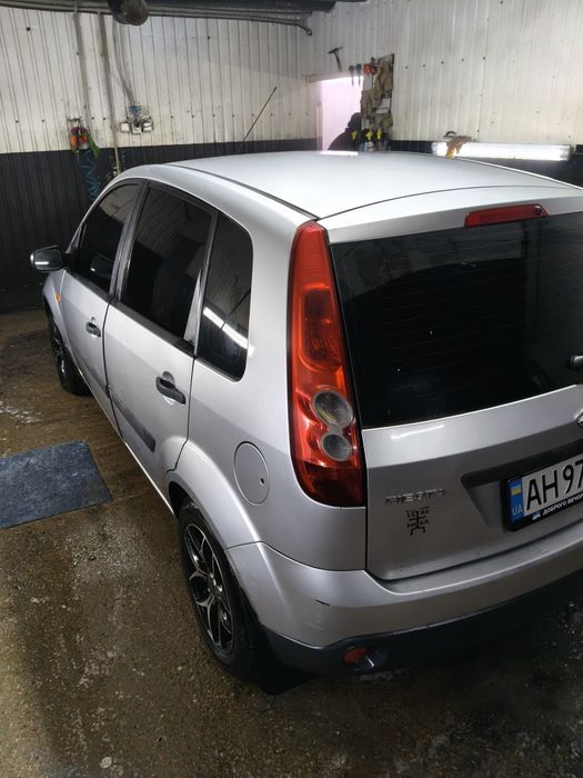 Продам форд фиеста 3000