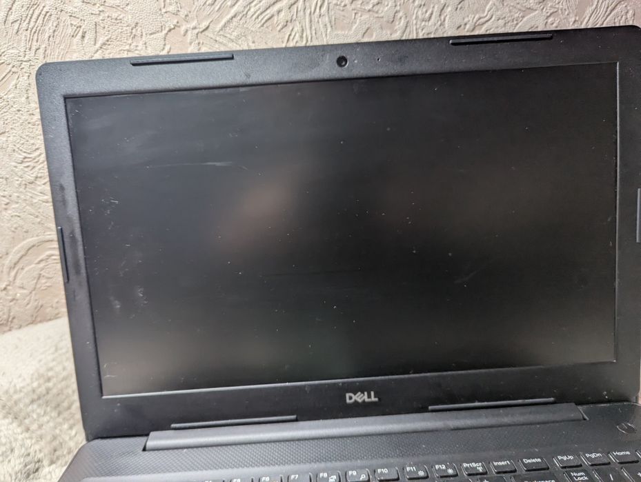 Ноутбук DELL Vostro 15 3000