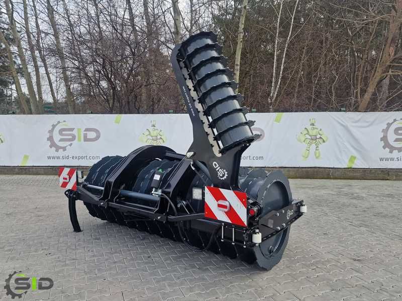 Wał kiszonkowy 4,0m, przesuw hydr., wał boczny, rolki boczne [SR2] SID