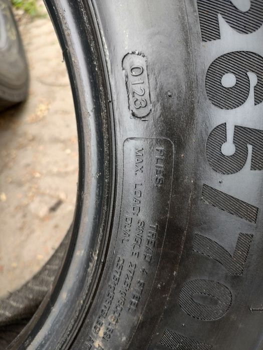 265/70R19,5 8мм шини вантажні бу.