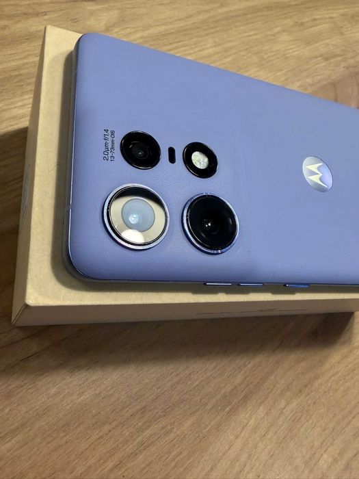 Motorola Edge 50 Pro 12/512GB NFC DualSIM Fioletowy Luxe Lavender 125W