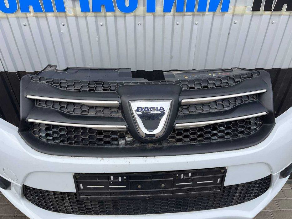 Бампер передній Dacia Logan 2 (2013-2016)