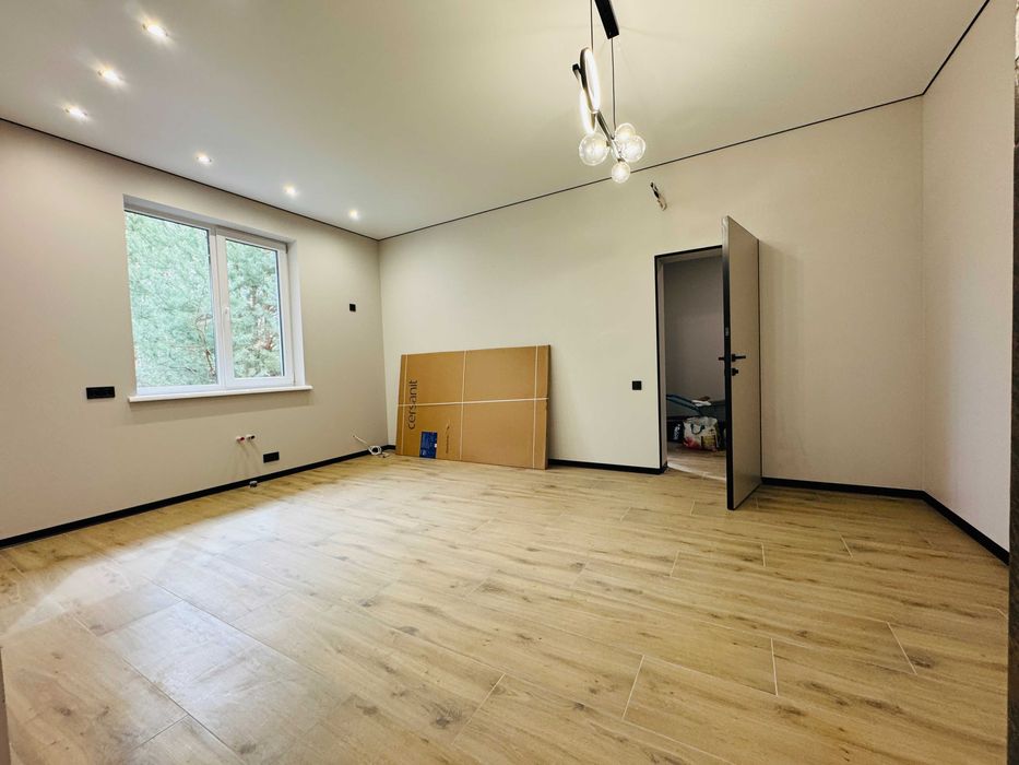 БЕЗ КОМІСІЇ, готовий будинок з новим РЕМНТОМ, заходь і живи