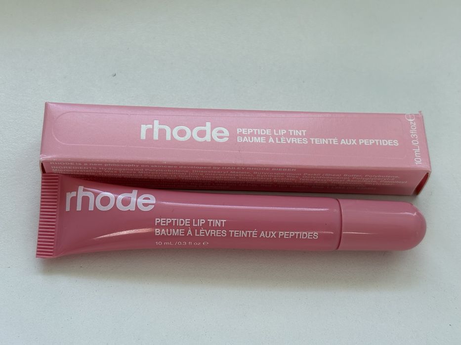 Rhode Peptide Lip Tint - błyszczyk z peptydami Hailey Bieber