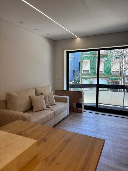 Apartamento na Rua de Faria Guimarães