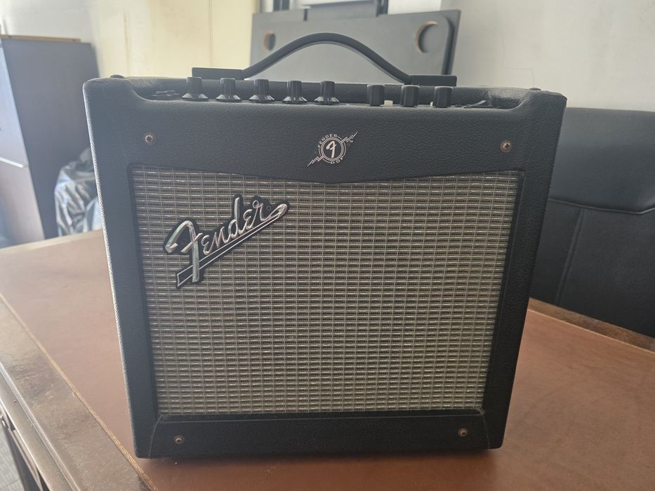 Fender Mustang I