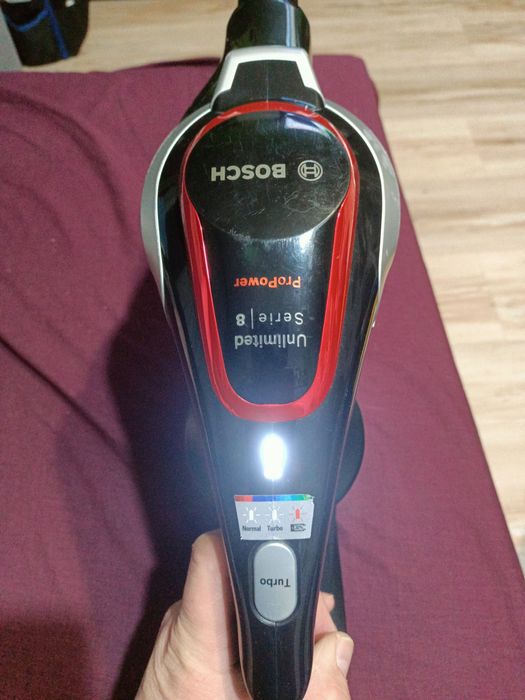 Odkurzacz akumulatorowy Bosch Unlimited Serie 8