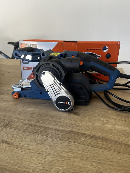 Lixadeira de Cinta Dexter 900W