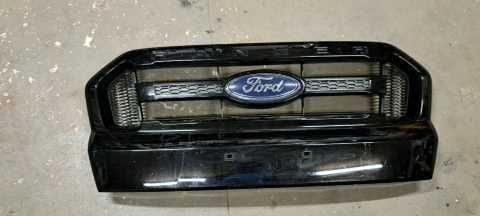 Gril Ford Ranger 18 rok