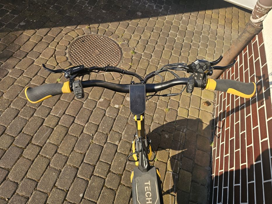 Hulajnoga elektryczna Techlife Q5 Niski Przebieg