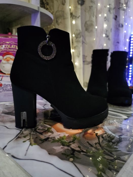 Жіночі ботінки ботильйони