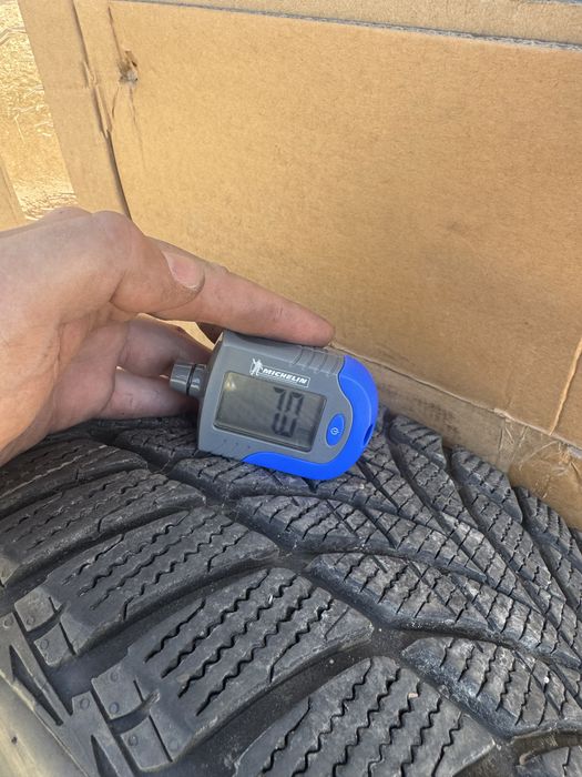 Зимова гума Goodyear UltraGrip Ice 2 245/40 R19 98T 2022 року 7мм