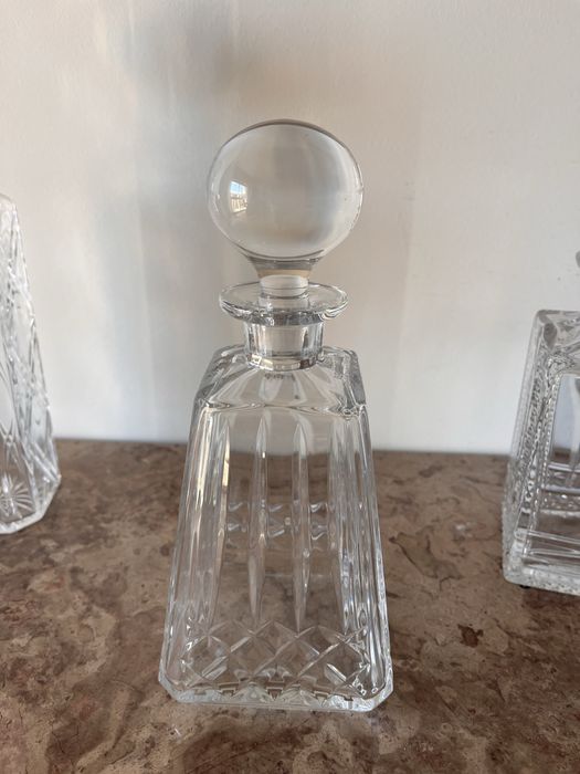 Garrafas de cristal Atlantis, não usadas