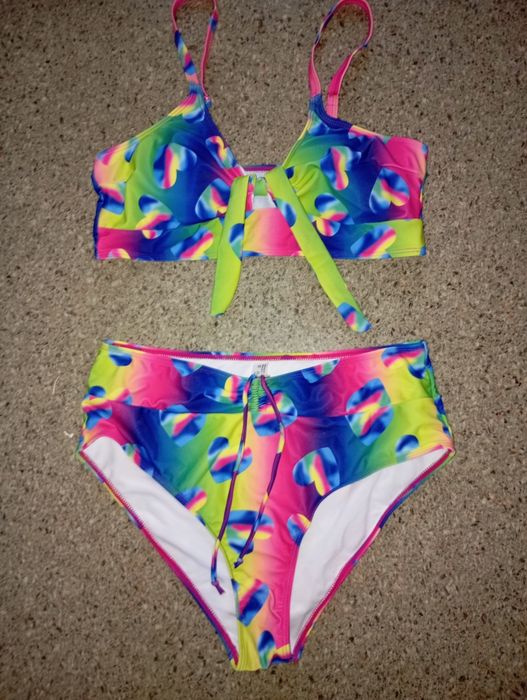 Красивый купальник