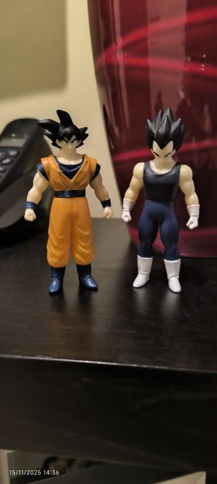 Figuras Songoku e Vegeta