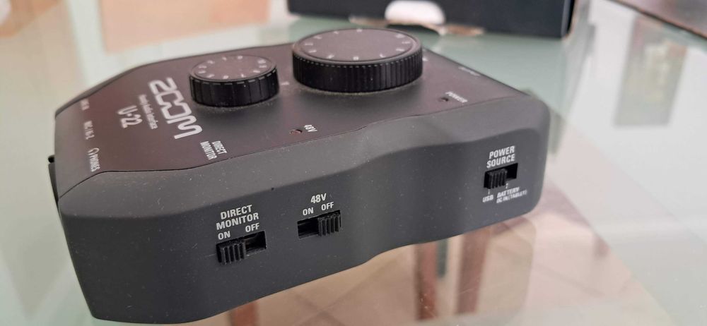 Interface de áudio portátil Zoom U-22 usb