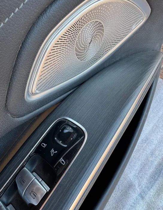 Обшивка дверей , дверна карта , Mercedes EQS v297