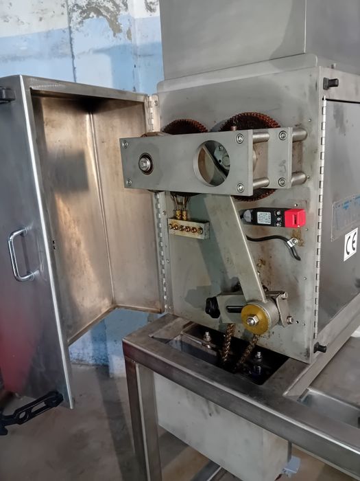 Formadora de Salgados 6000 peças/hora de 3 a 150gr