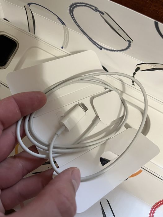 Apple watch 8 41  акум 100%