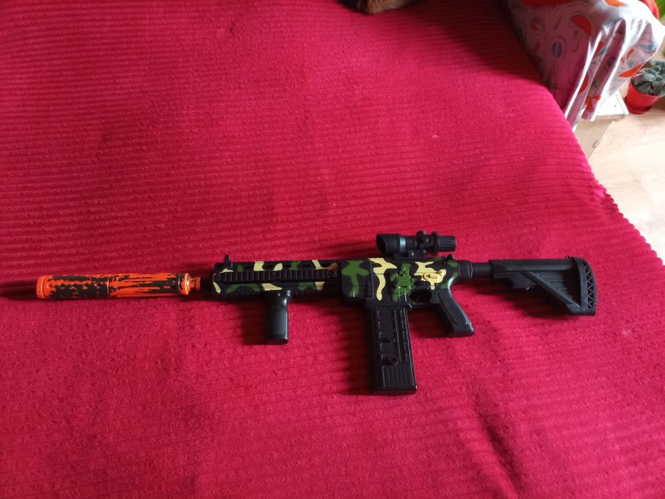 Продам автомат игрушечный.