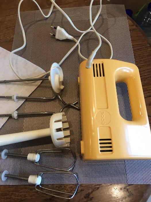 Електроміксер Рось