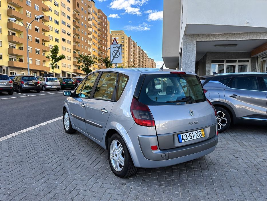 Renault Scénic 1.5 dCi – Bom Estado!