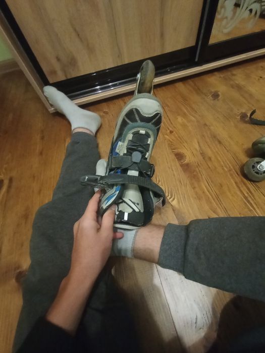 Продам ролики хороші