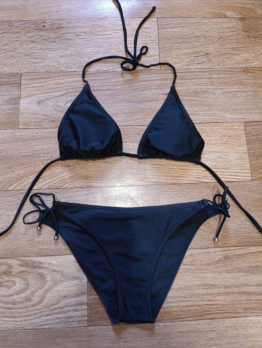 Жёсткий раздельный купальник б/у