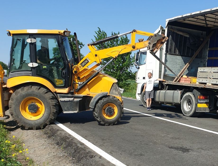 Послуги екскаватором навантажувачем JCB 3CX