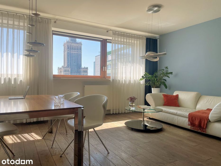High-End Apartment with Stunning Palace View | Direct from Owner