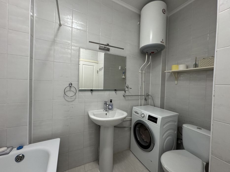 Просторная 1 ком. квартира -48 метров. Кухня-гостиная , ремонт