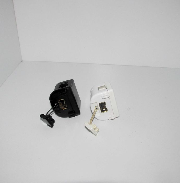 2x Nintendo Wii Motion Plus