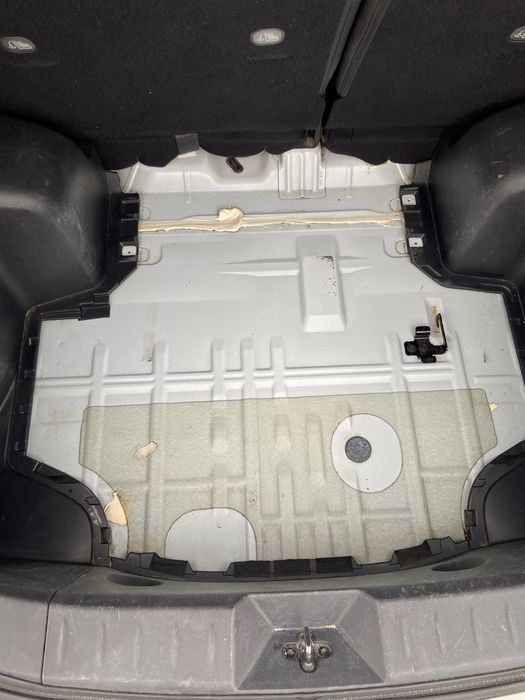 Продам Nissan Leaf 2014