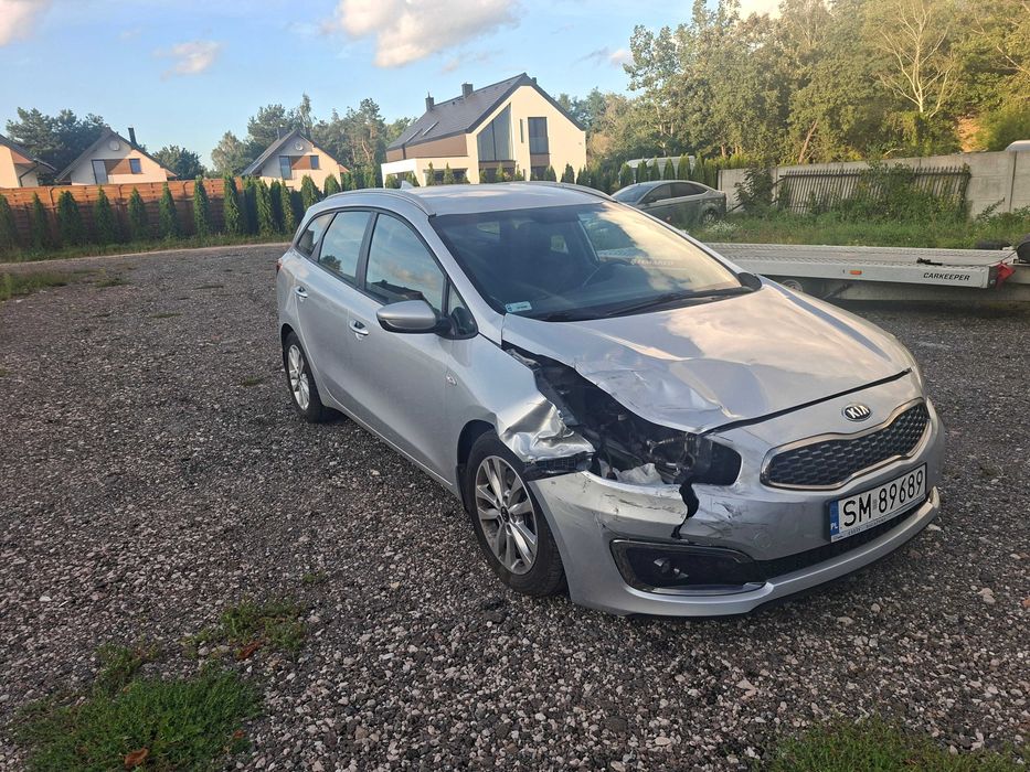 Samochód osobowy Kia Cee'd