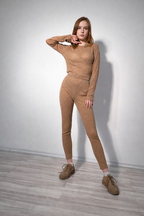 Новий жіночий одяг ОПТОМ | 30+ одиниць Розпродаж