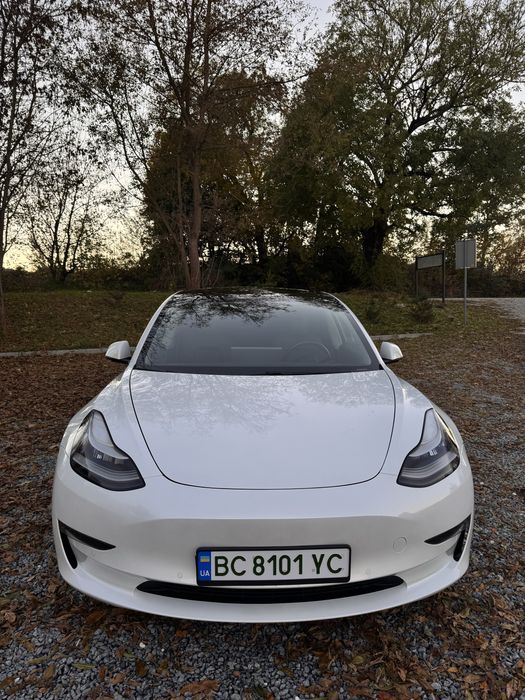 Тесла м3/Tesla m3