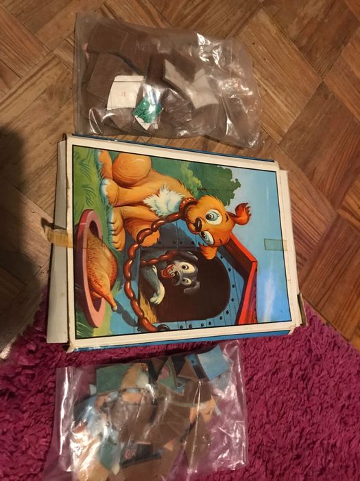 Puzzle 2 em 1 antigo em madeira