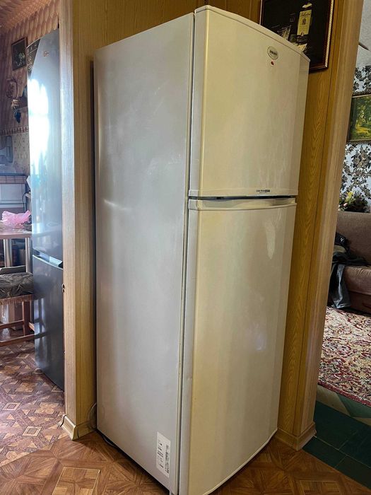 Продам холодельник Samsung CoolTech Dynamic (no frost)