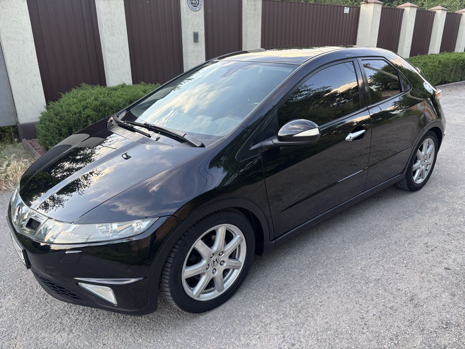 Honda Civic 2008,1.8 автомат, бензин, кожа панорама, отличное состояние!