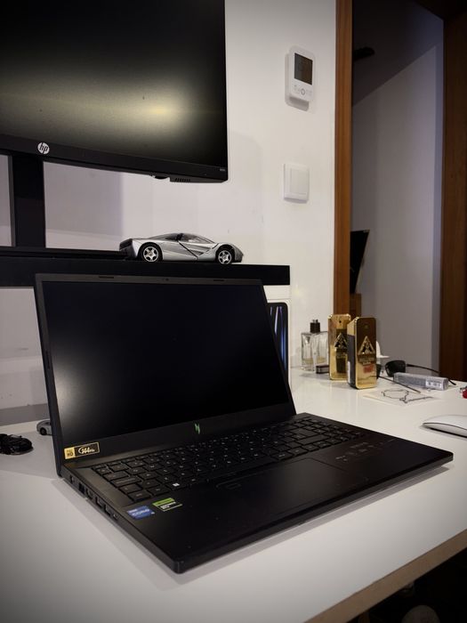 Acer Nitro V15 - RTX - 4060