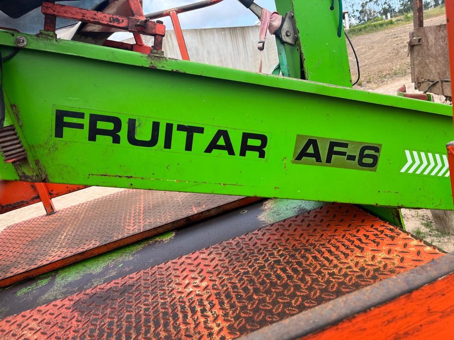 Máquina de colheita de fruta Argilés