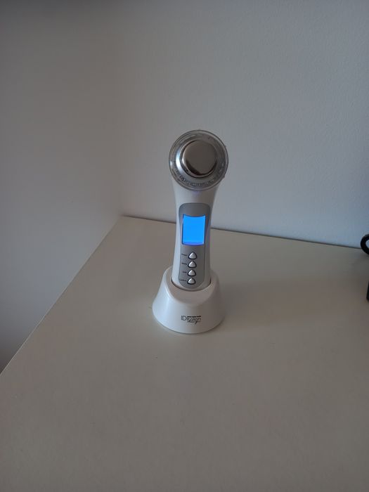 Aparelho Regenerador facial com iões 5 em 1 - IDItalian