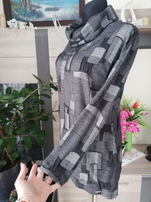 Bluza z kominem i kieszeniami Mohito r. 36