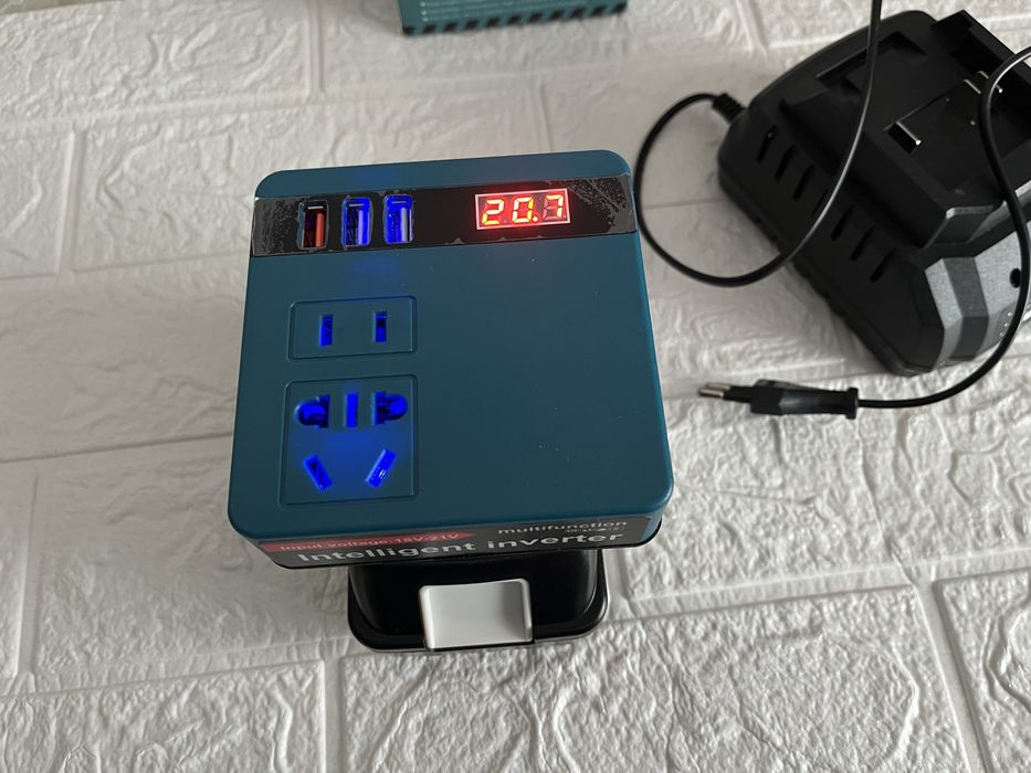 Комплект інвертор 18/220 зарядне, батарея.